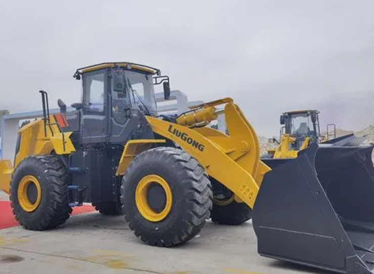 50裝載機(jī)更換剎車(chē)片需要拆卸輪胎嗎？